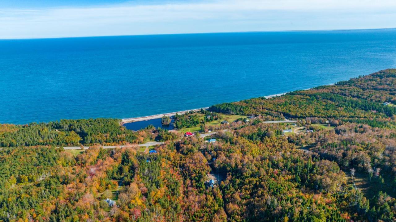 Shoreline Adventure Center&Cottages Birch Plain Exteriör bild