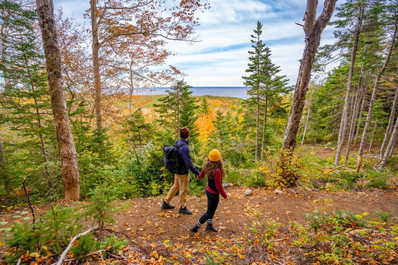 Shoreline Adventure Center&Cottages Birch Plain Exteriör bild